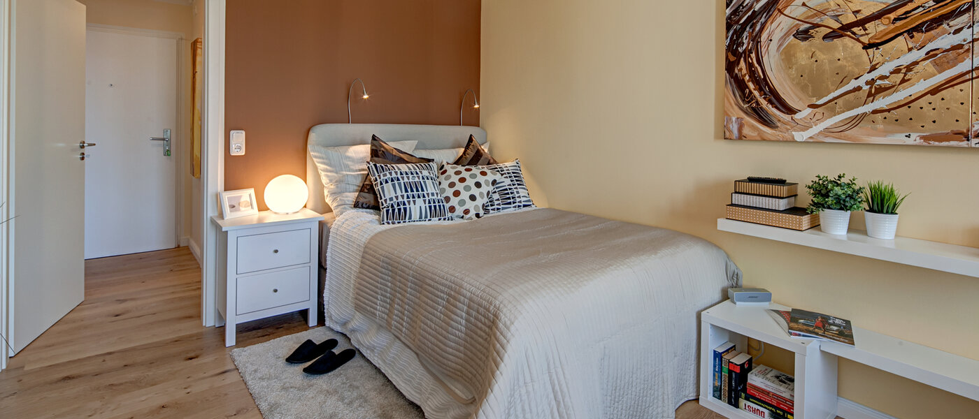 apartment München Neuhausen 02 living room 10177