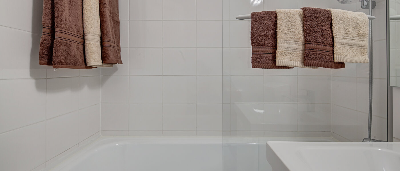 apartment München Neuhausen 03 bathroom 10177