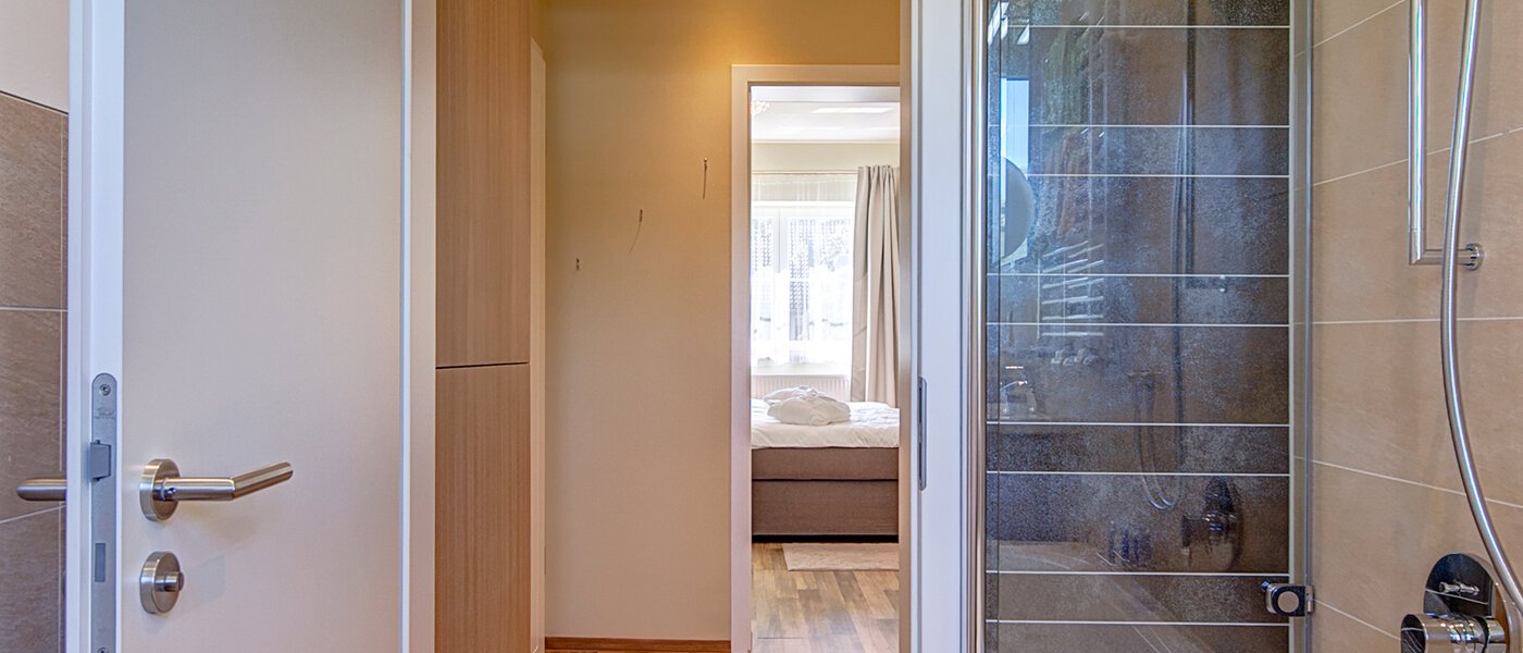 apartment München Westpark 03 bathroom 10184