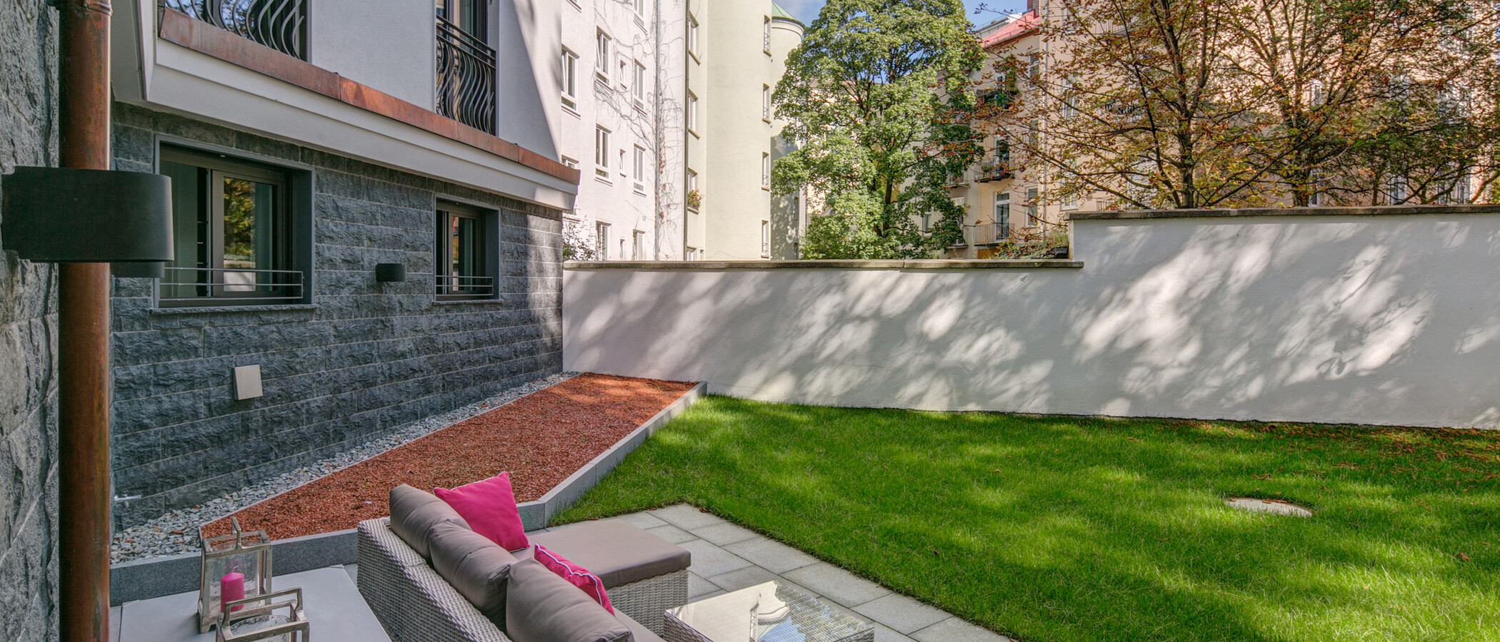 apartment München Lehel 01 garden 10209