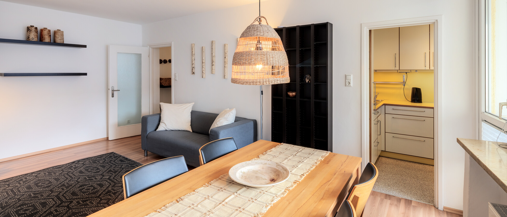 apartment München Schwabing-West (rund um den Hohenzollernplatz) 03 living area 10210