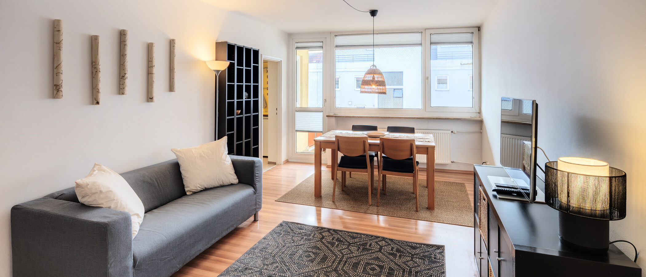 apartment München Schwabing-West (rund um den Hohenzollernplatz) 04 living area 10210
