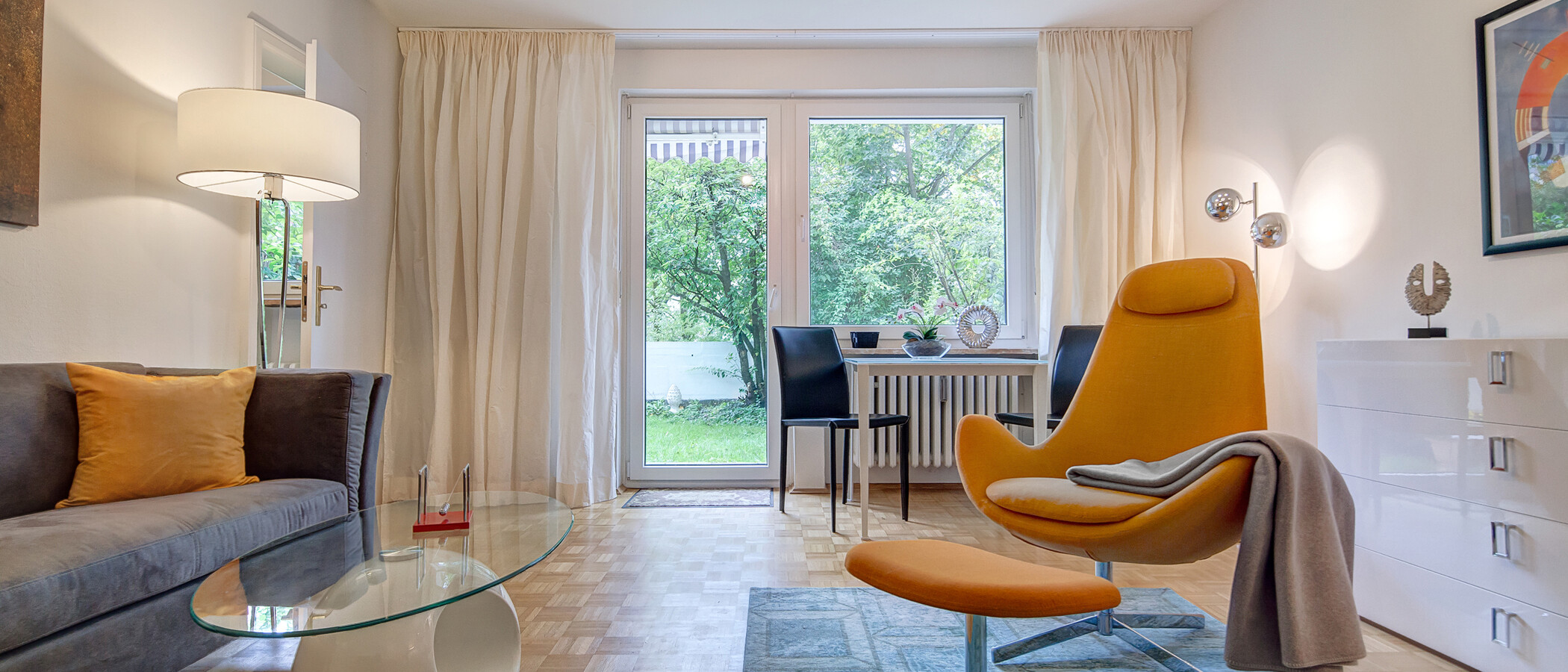 apartment München Maxvorstadt - Universitätsviertel 02 living room 10224