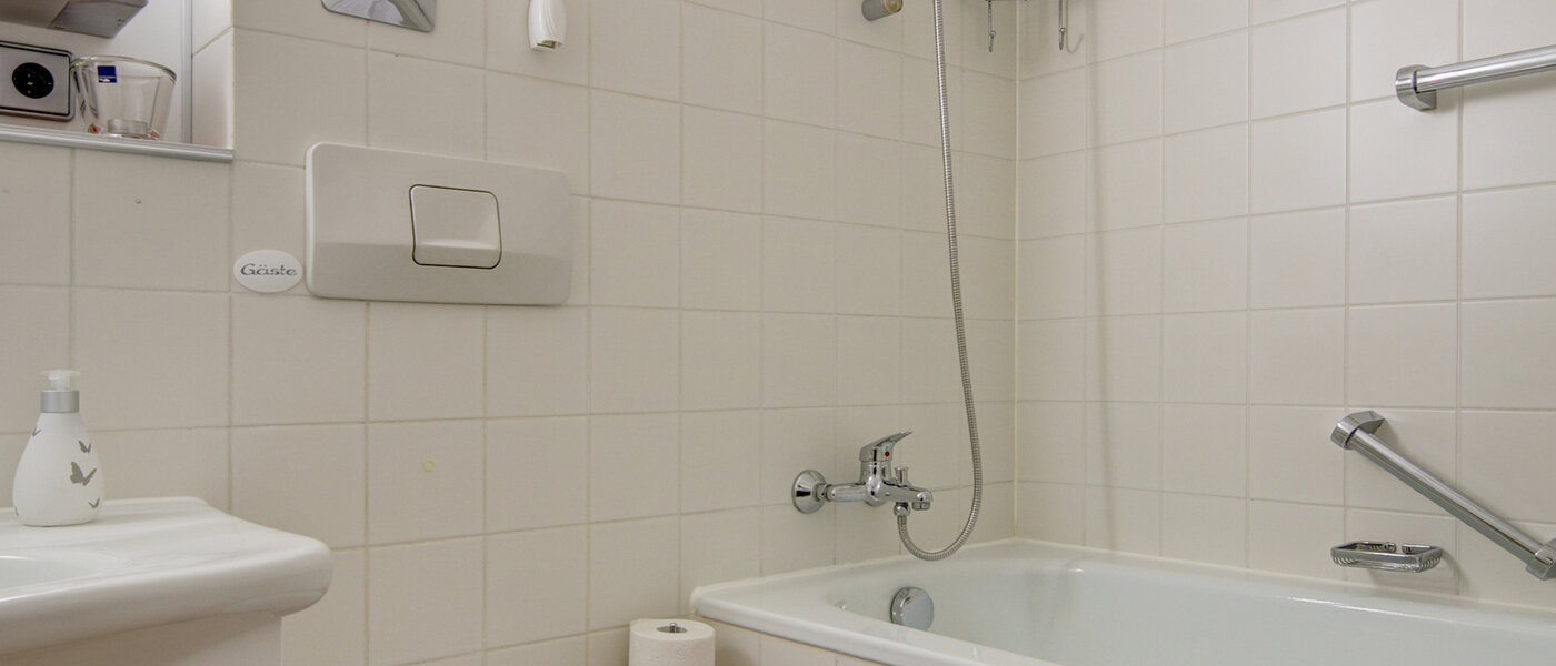 apartment München Untergiesing 02 bathroom 10228