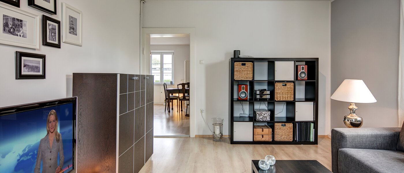 apartment München Nymphenburg 03 living room 10241