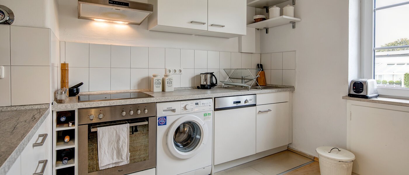 apartment München Nymphenburg 03 kitchen 10241