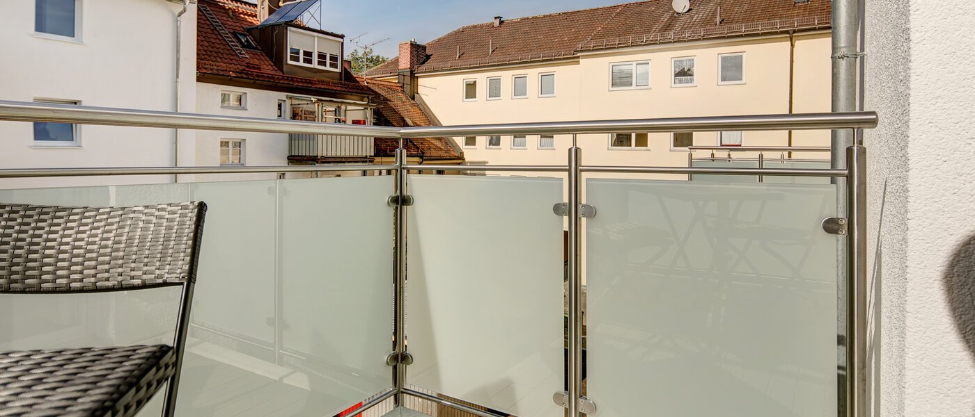 studio München Moosach 03 balcony 10242