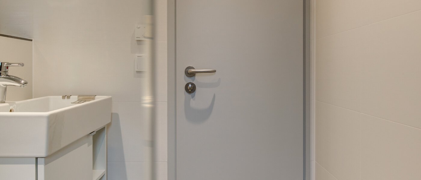 apartment Unterschleißheim Lohhof 04 bathroom 10245