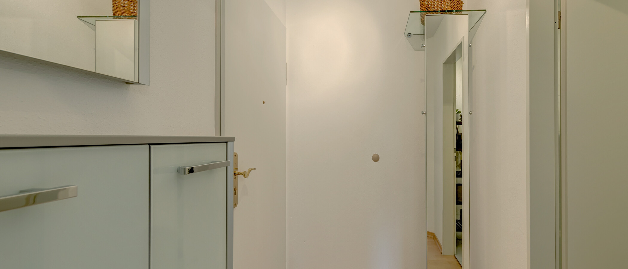 apartment Neubiberg 03 hall 10247