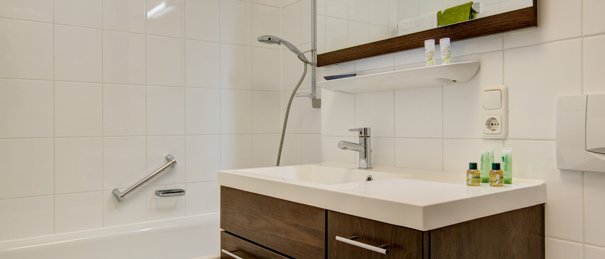 apartment München Parkstadt Schwabing 02 bathroom 10278