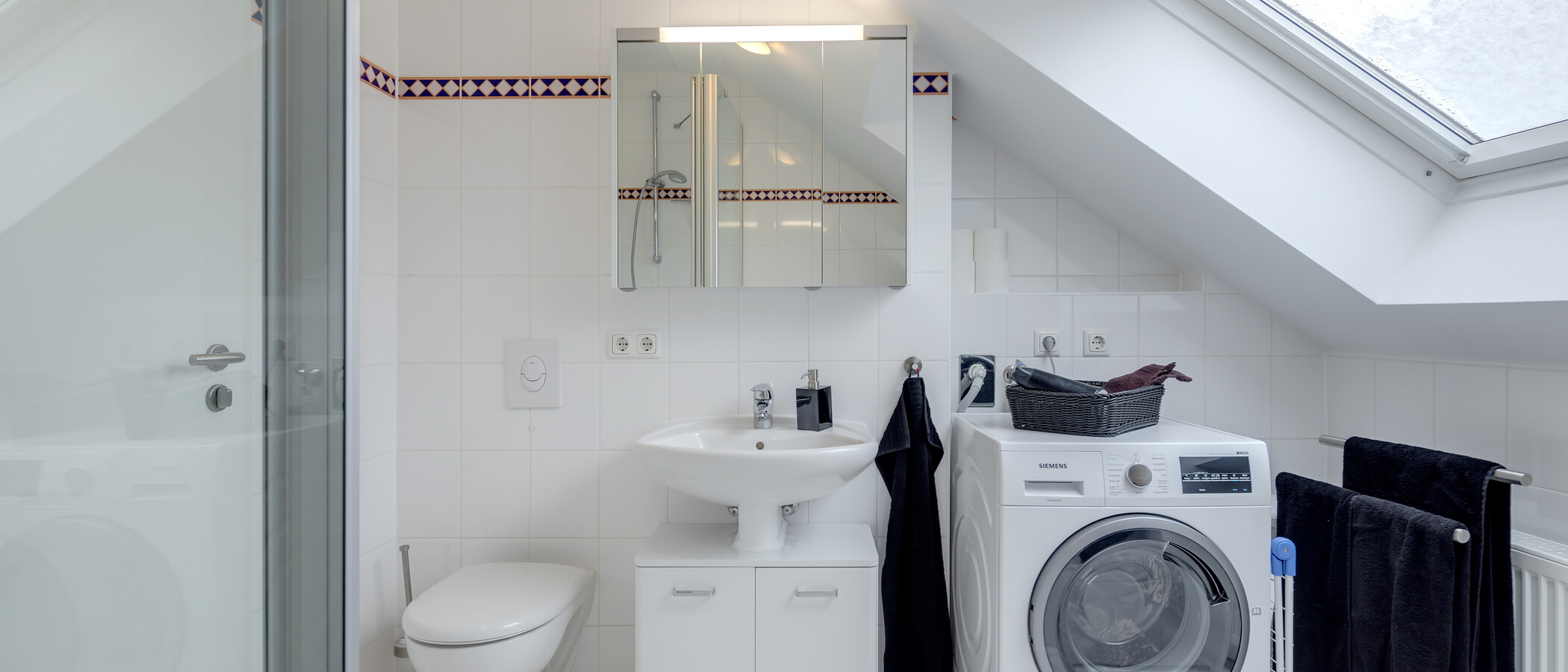 attic apartment München Trudering 02 bathroom 10283