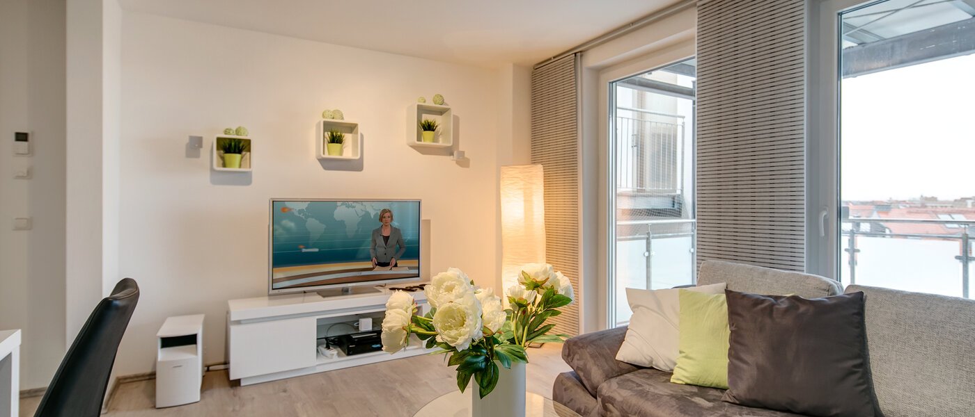 apartment München Ludwigsvorstadt 03 living room 10286