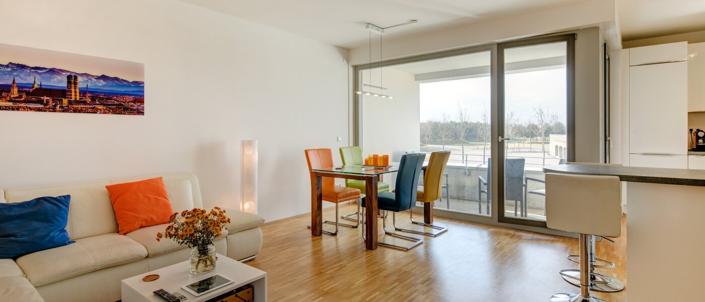 apartment München Messestadt Riem 01 living room 10291