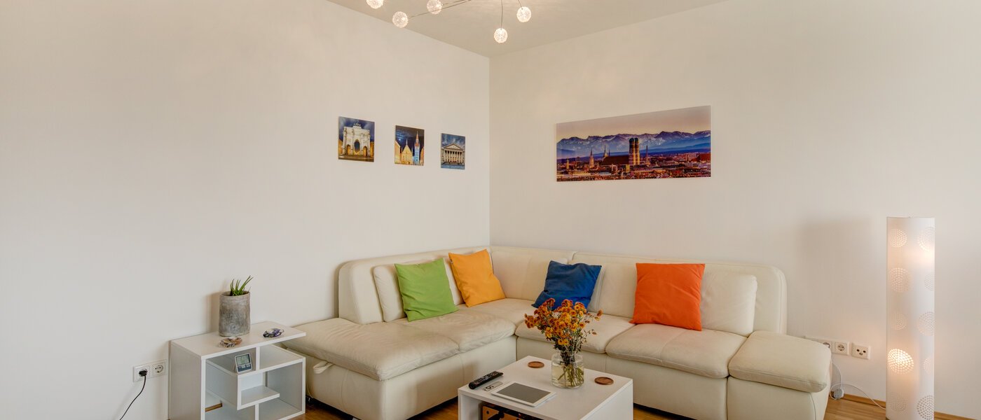 apartment München Messestadt Riem 02 living room 10291