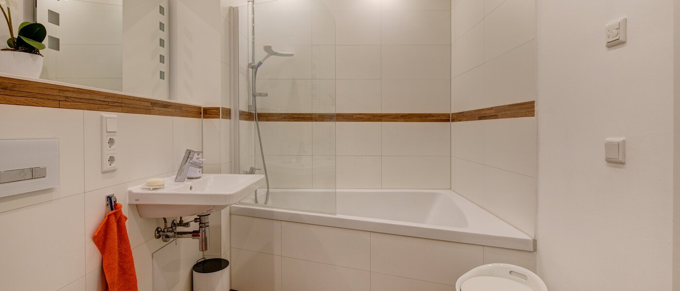apartment München Messestadt Riem 01 bathroom 10291