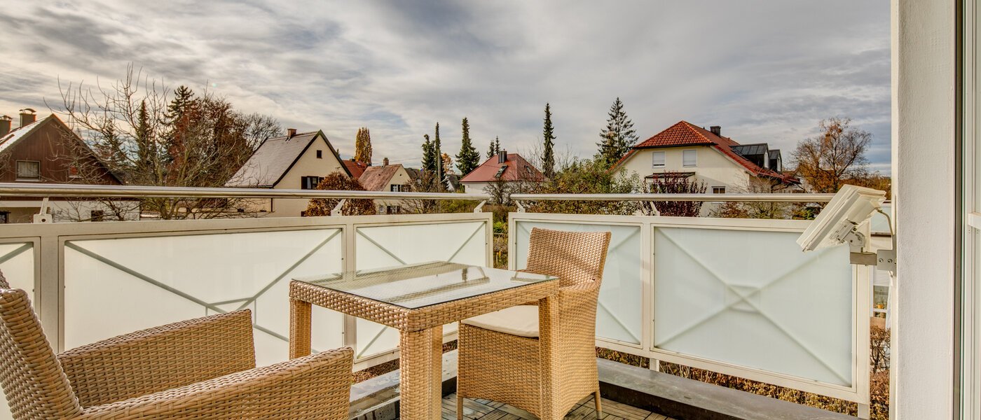 apartment München Obermenzing 01 balcony 10294