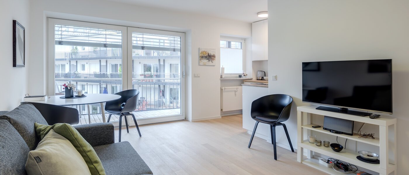 apartment München Nymphenburg 02 living room 10315