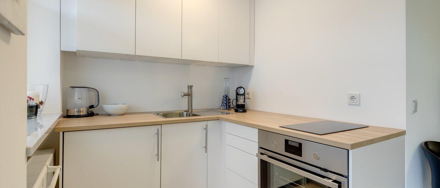 apartment München Nymphenburg 01 kitchen 10315