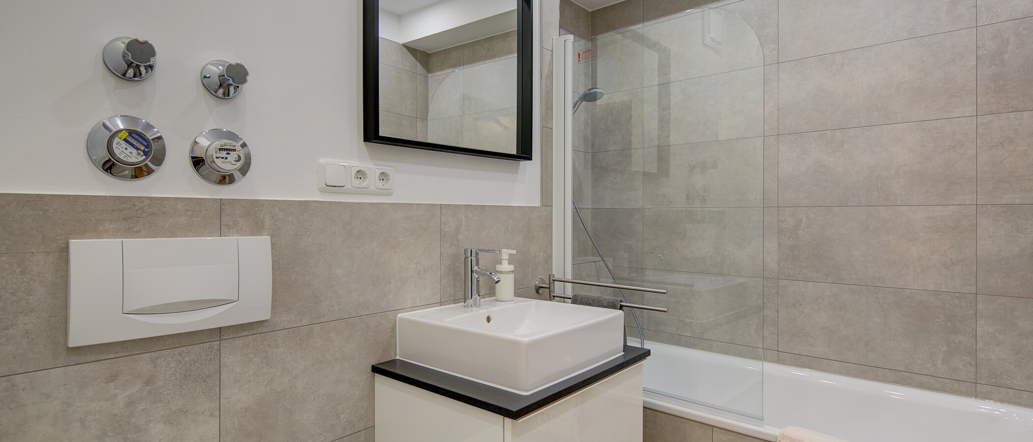 apartment München Ramersdorf 01 bathroom 10325
