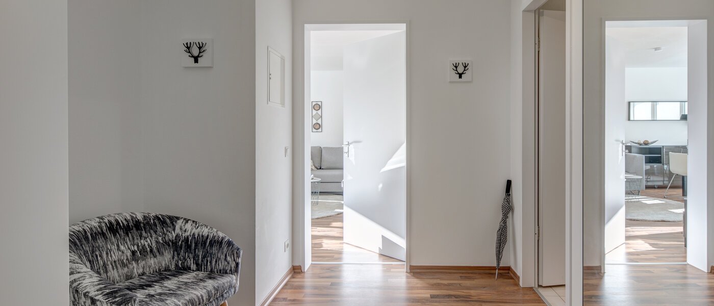 apartment München Oberföhring 01 hall 10330