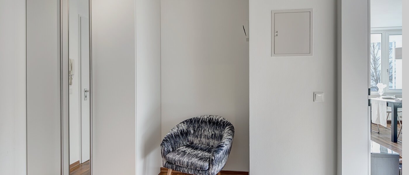 apartment München Oberföhring 02 hall 10330