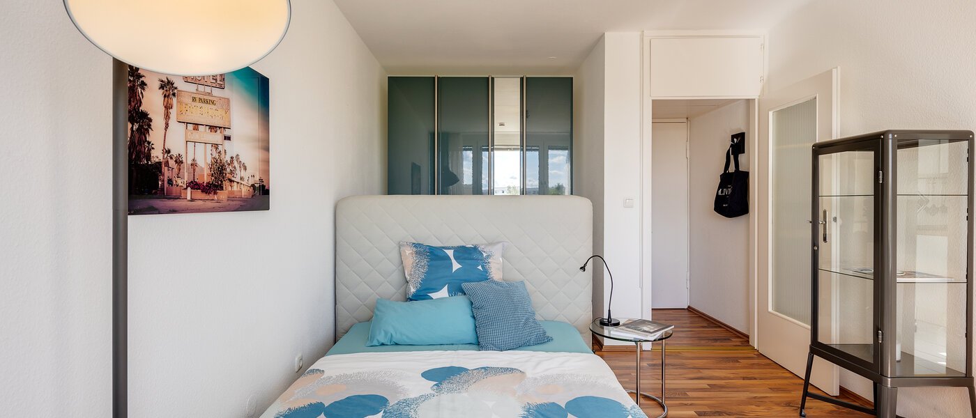 apartment München Oberföhring 03 living area 10336