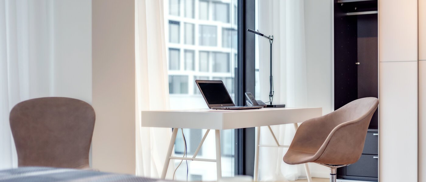 apartment München Nymphenburg 01 office area 10338