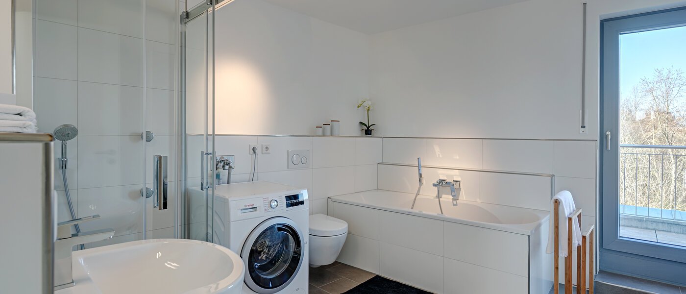 roof terrace apartment München Ramersdorf 01 bathroom 10340