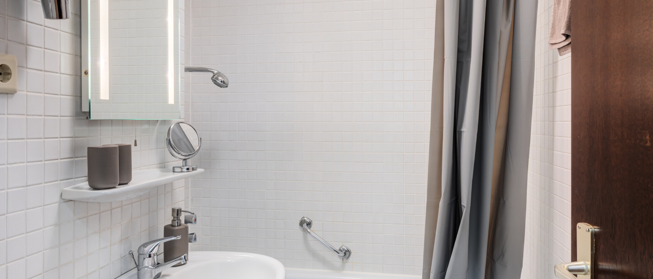 apartment München Maxvorstadt - Universitätsviertel 01 bathroom 10343