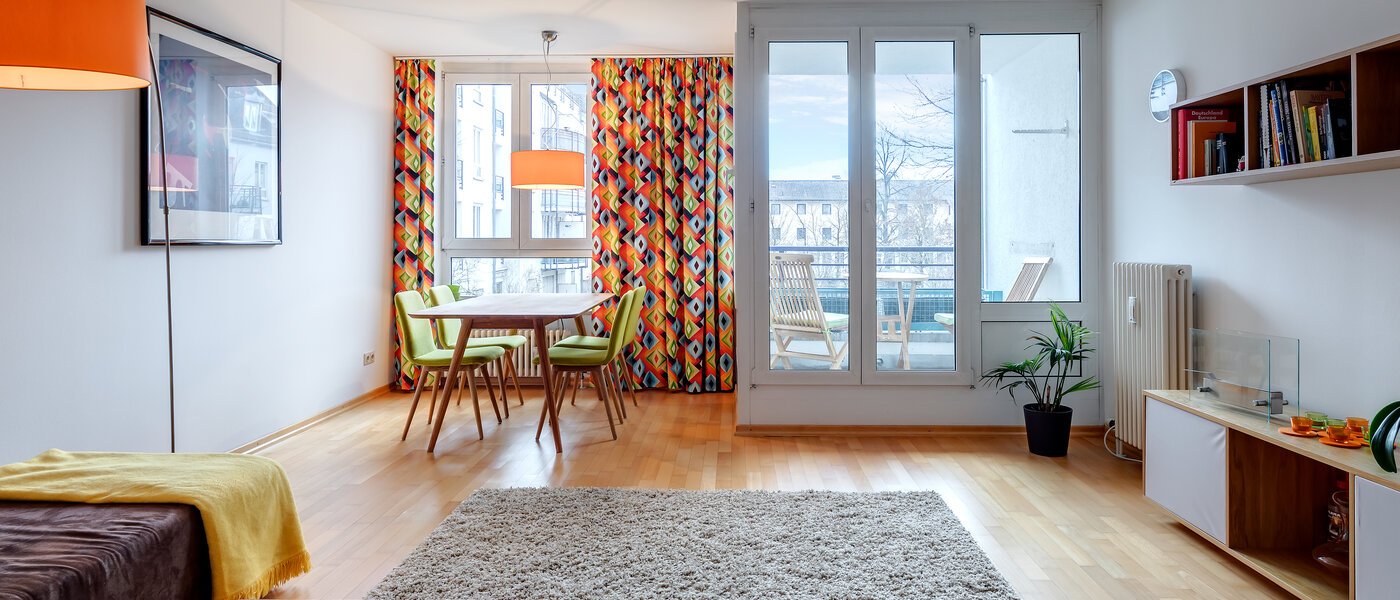 apartment München Haidhausen 02 living room 10345