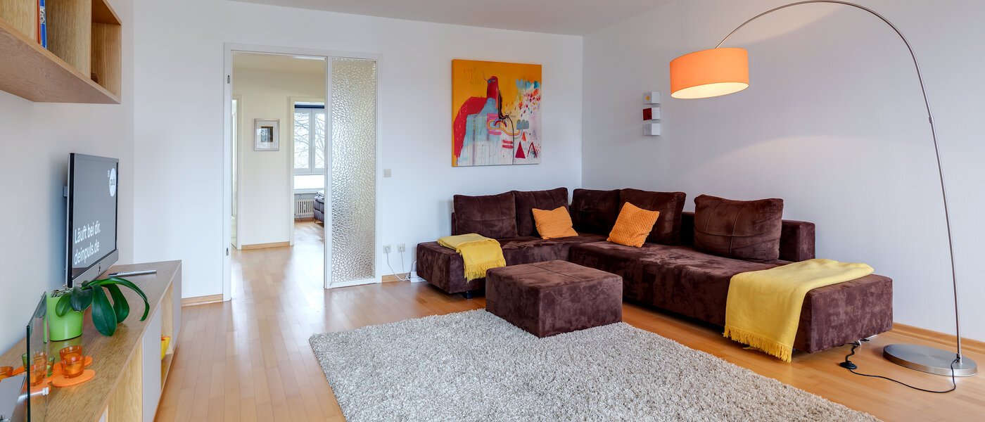 apartment München Haidhausen 05 living room 10345