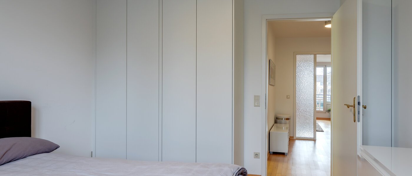 apartment München Haidhausen 03 sleeping area 10345