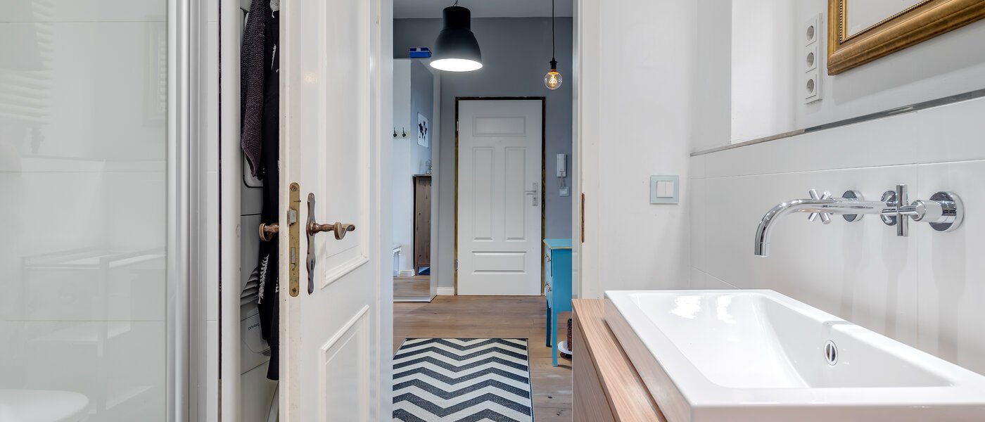 apartment München Ludwigsvorstadt 03 bathroom 10346