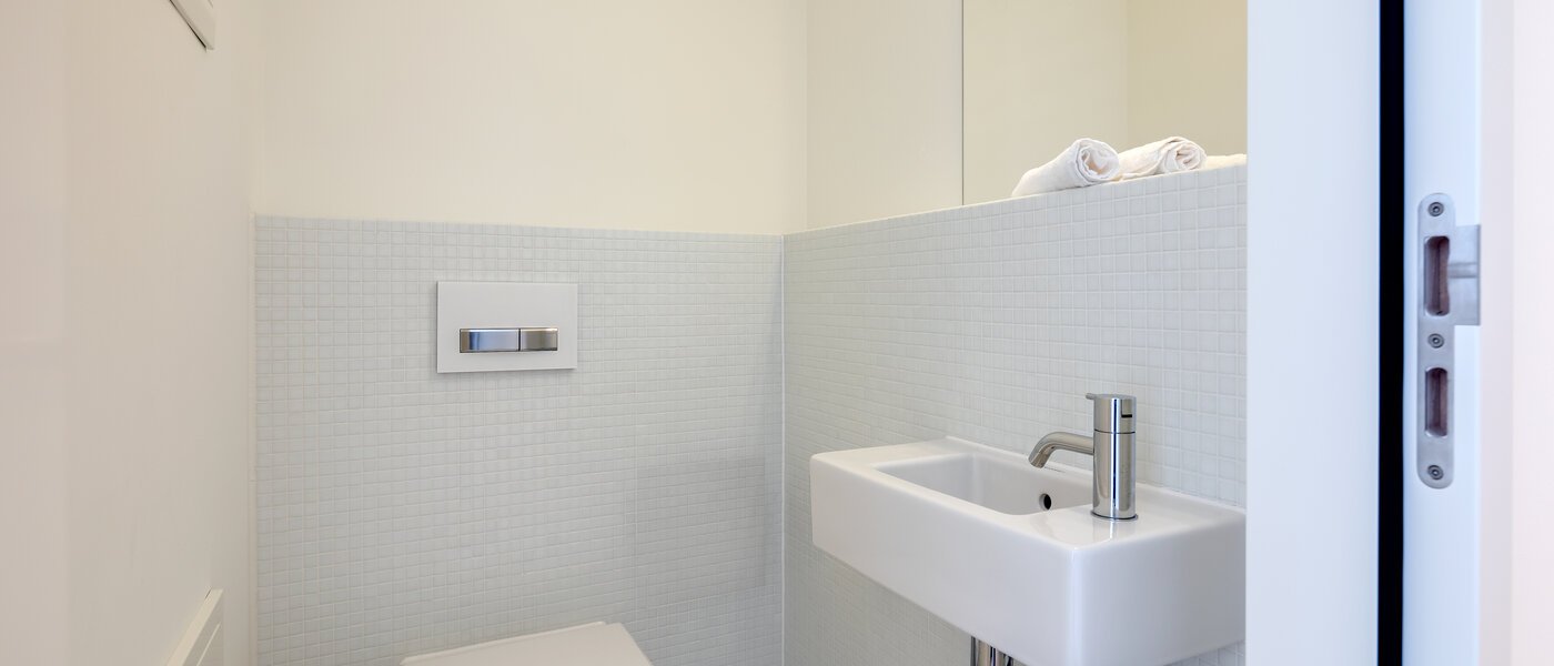 Loft München Nymphenburg 01 separate toilet 10348