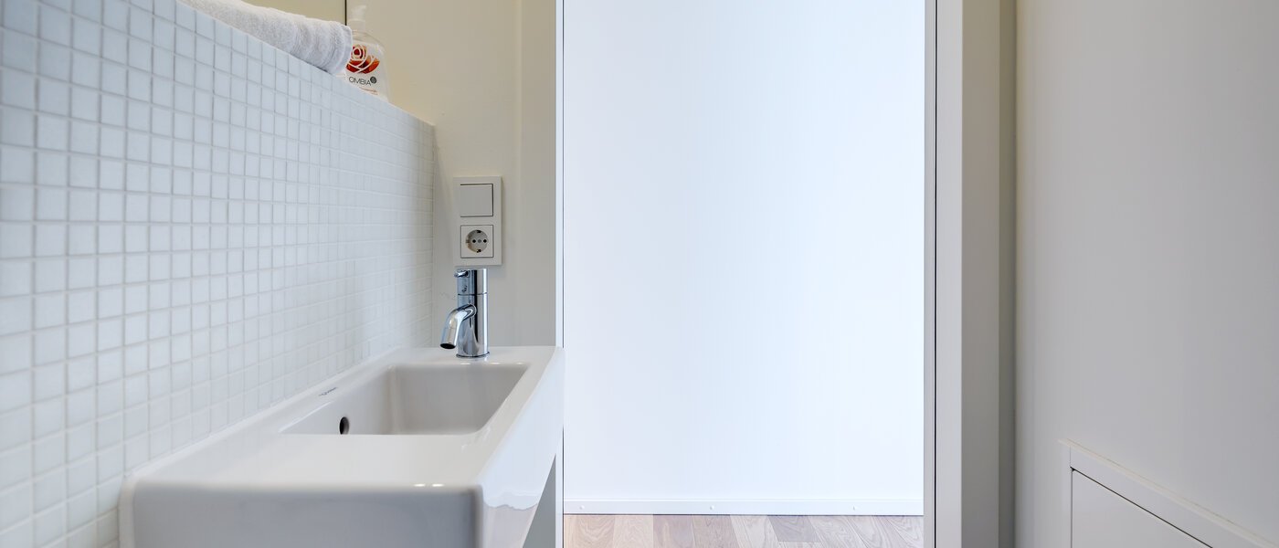 Loft München Nymphenburg 02 separate toilet 10348