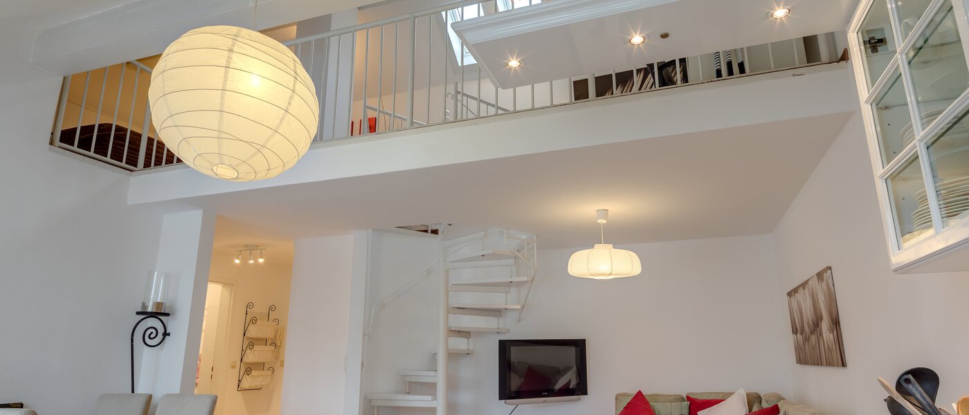 gallery apartment  München Fasangarten 04 living room 10367