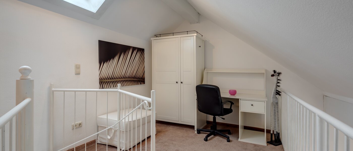 gallery apartment  München Fasangarten 01 office area 10367