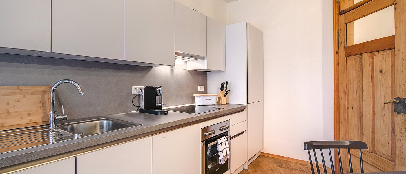 apartment München Lehel 03 kitchen 10369