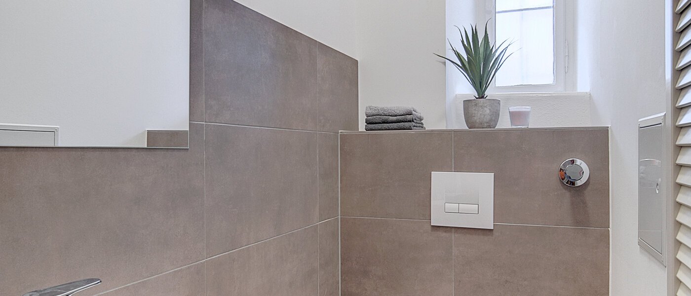 apartment München Lehel 01 separate toilet 10369