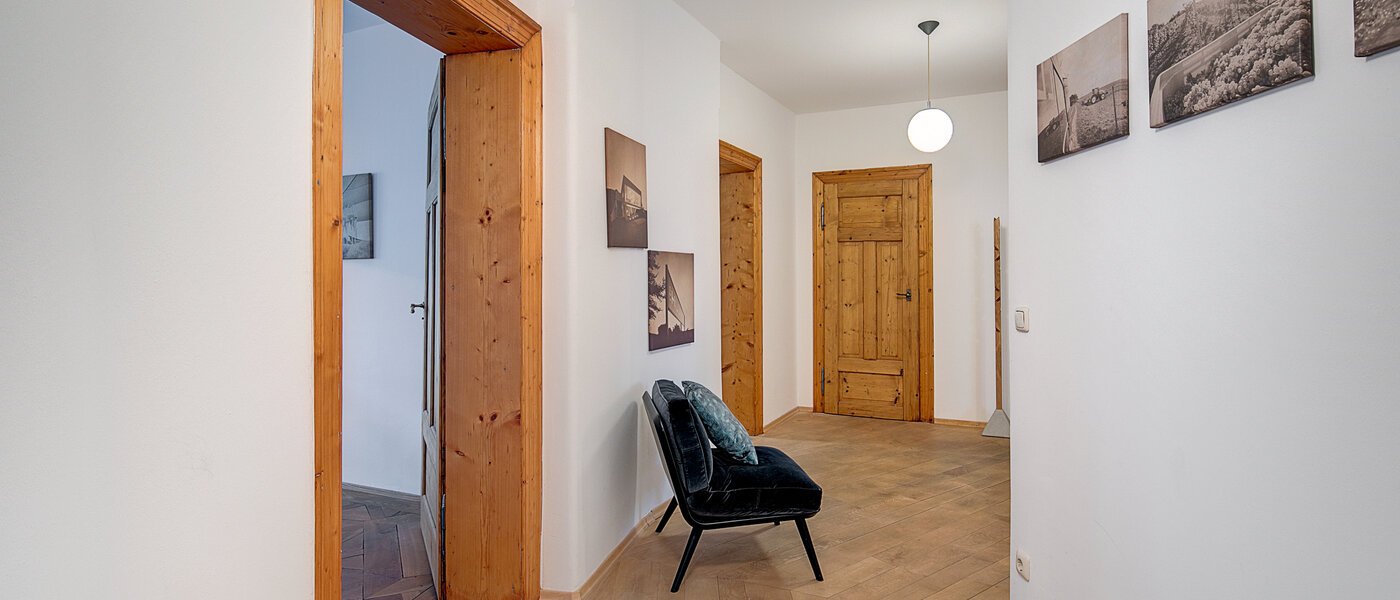 apartment München Lehel 03 hall 10369