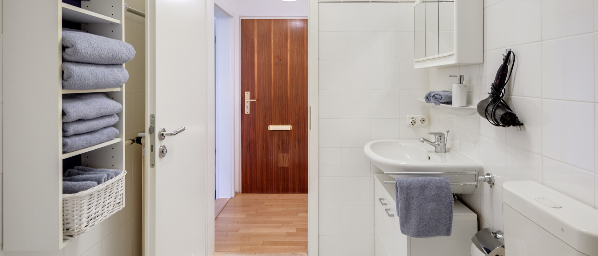 apartment München Laim 03 bathroom 10395