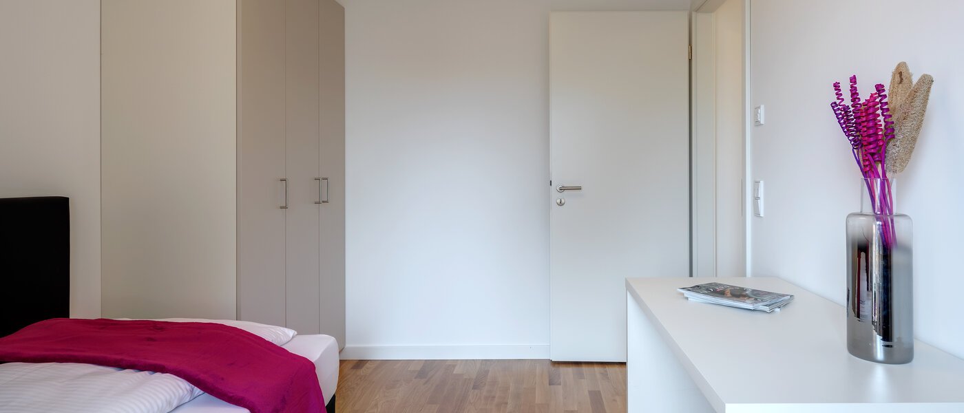 apartment München Am Hart 04 2. sleeping area 10406