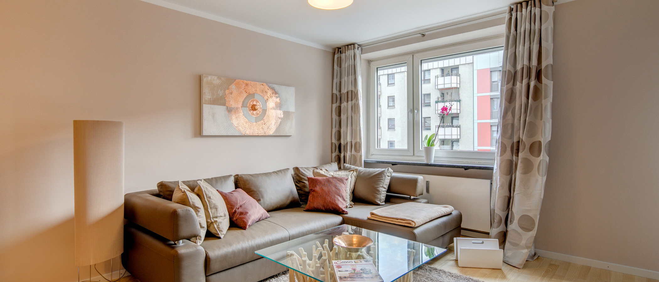 apartment München Schwabing-West (rund um den Bonner Platz) 01 living room 10412