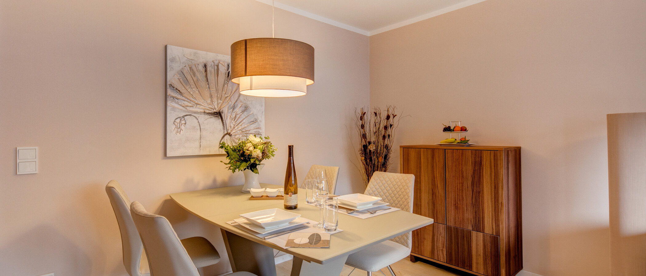 apartment München Schwabing-West (rund um den Bonner Platz) 04 living room 10412