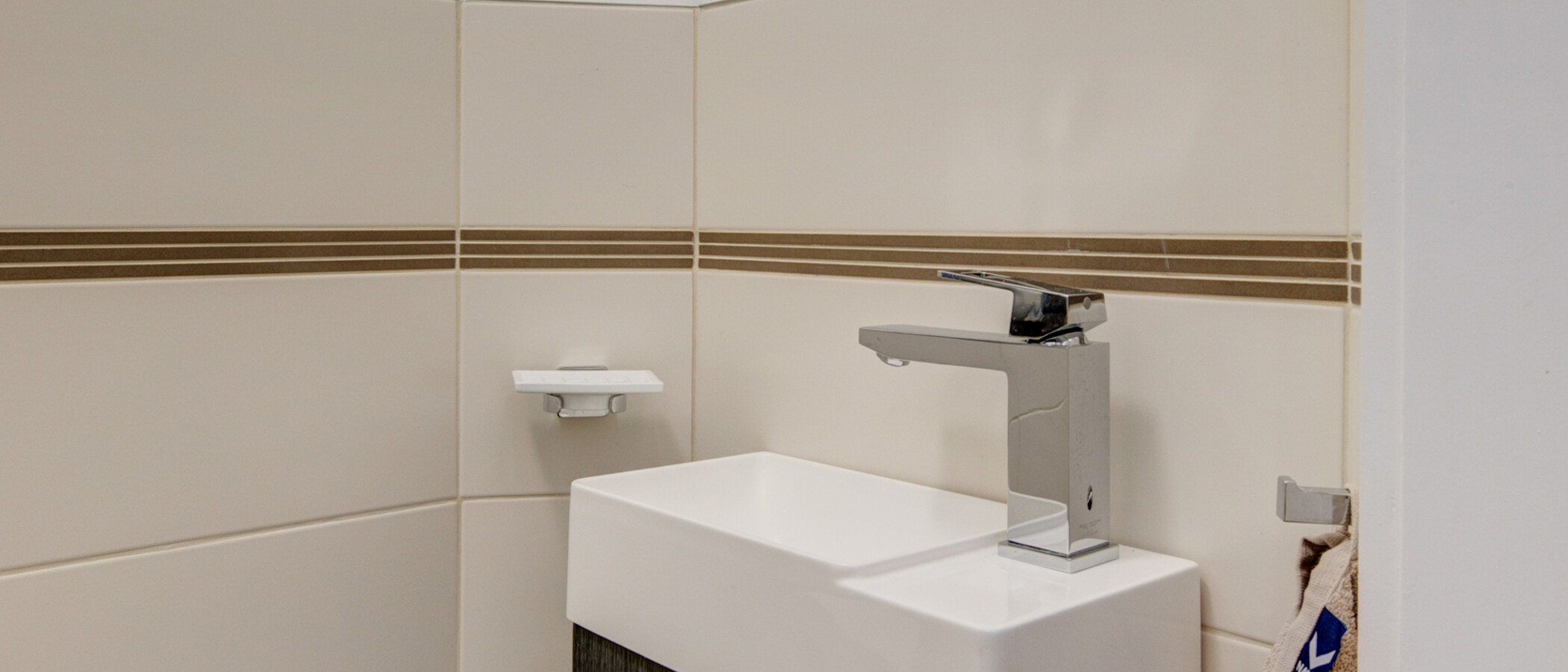 apartment München Schwabing-West (rund um den Bonner Platz) 01 separate toilet 10412