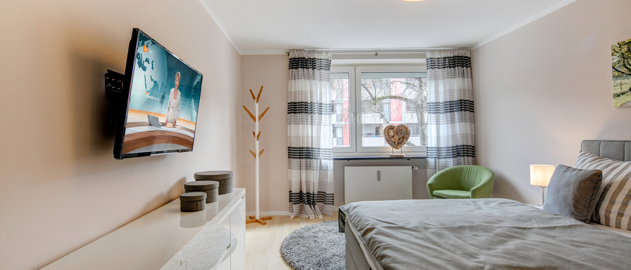 apartment München Schwabing-West (rund um den Bonner Platz) 02 sleeping area 10412