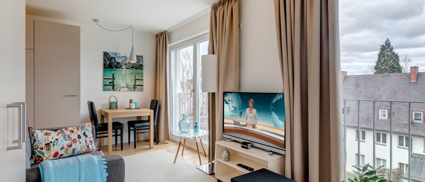 apartment München Am Hart 05 living room 10417