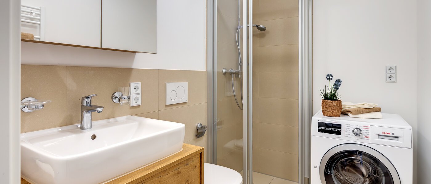 apartment München Am Hart 01 bathroom 10418