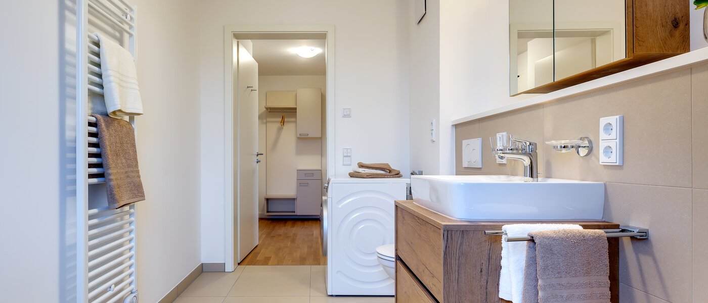 apartment München Am Hart 04 bathroom 10421