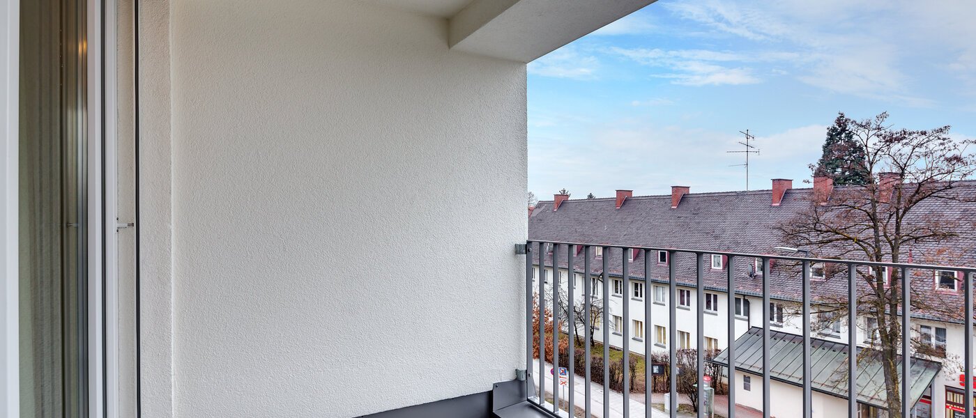 apartment München Am Hart 01 balcony 10421